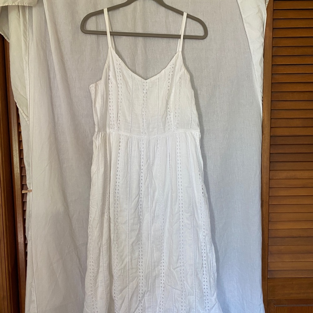 Old Navy white crocheted midi dress